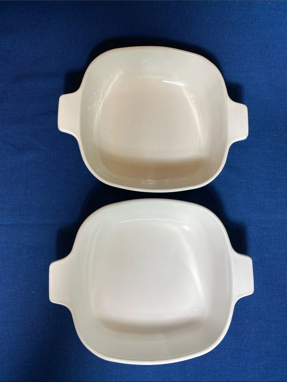 Corningware Two Vintage 1 qt Casseroles P-1-B in Blue Cornflower with one Lid